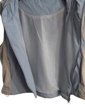 Lenka Vest