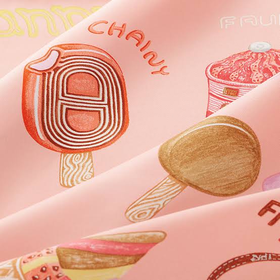 Ria Scarf