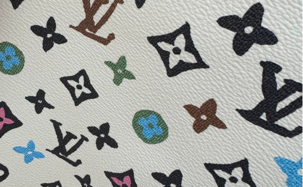 Tyla Pouch