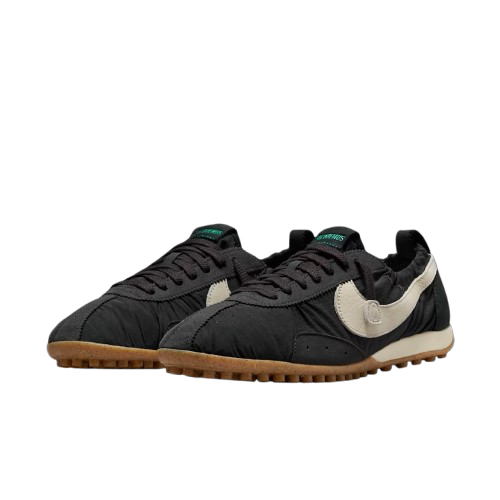 Hunter Sneakers