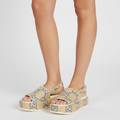 Novia Platform Sandals